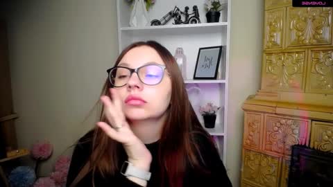 Luiza online show from December 19, 2025, 5:58 am