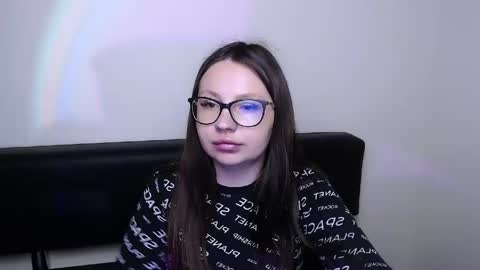 Luiza online show from May 22, 2026, 6:42 am