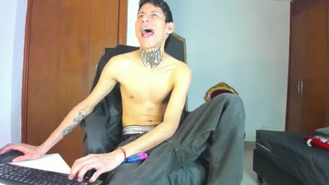 lujuriau_u online show from October 15, 2025, 4:56 am