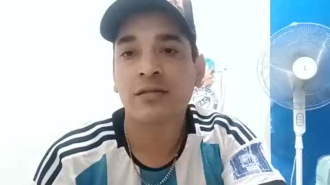 Lukapijagorda online show from November 15, 2025, 10:26 pm