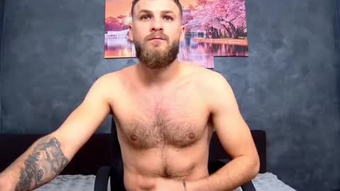 Snapshot of luke_eddison chatting on February 19, 2026, 8:43 am Luke online show from February 19, 2026, 8:43 am