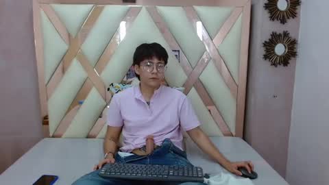 LUKE MORGANS  online show from February 11, 2025, 10:07 pm