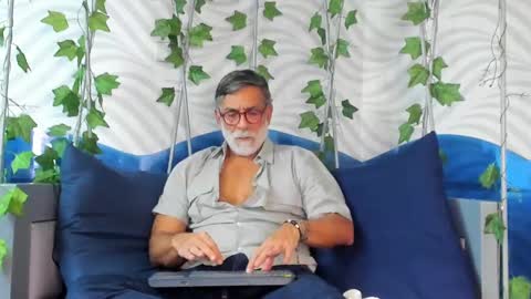 Luke Crews online show from March 3, 2025, 6:55 pm