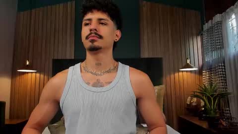 Snapshot of lukeetaylor_ chatting on November 26, 2025, 12:17 pm Luke Taylor online show from November 26, 2025, 12:17 pm