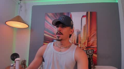 Snapshot of lukeetaylor_ chatting on December 16, 2025, 11:15 am Luke Taylor online show from December 16, 2025, 11:15 am