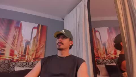 Snapshot of lukeetaylor_ chatting on January 19, 2026, 12:42 pm Luke Taylor online show from January 19, 2026, 12:42 pm