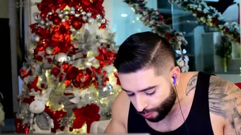 Snapshot of lukhass chatting on December 7, 2024, 4:53 am Lukhas f4f online show from December 7, 2024, 4:53 am