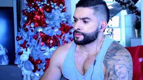 Snapshot of lukhass chatting on December 8, 2024, 7:43 pm Lukhas f4f online show from December 8, 2024, 7:43 pm