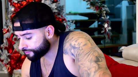 Snapshot of lukhass chatting on January 15, 2025, 3:22 am Lukhas f4f online show from January 15, 2025, 3:22 am