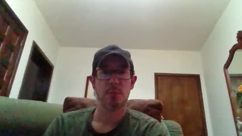 Luke online show from October 2, 2025, 11:01 pm