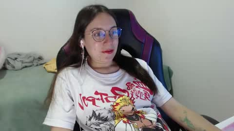 Vicky online show from December 9, 2024, 2:02 am