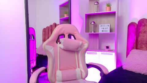 Cookie  online show from December 15, 2025, 12:42 pm