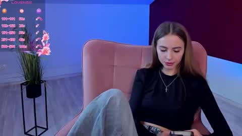 Cherie online show from November 25, 2025, 12:38 pm