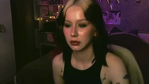 Snapshot of lullypopa chatting on April 8, 2026, 12:49 pm lullypopa online show from April 8, 2026, 12:49 pm