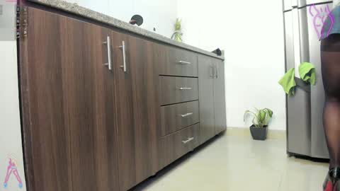 Snapshot of lulu_072 chatting on December 2, 2024, 2:30 pm lulu online show from December 2, 2024, 2:30 pm