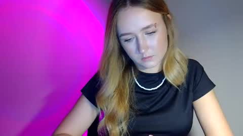 Lulu Baby18 online show from September 21, 2025, 11:56 am