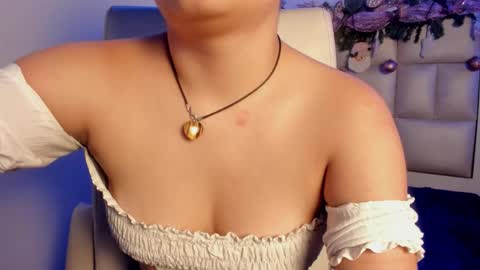 Snapshot of lulu_js_ chatting on December 18, 2025, 8:48 pm elizabeth online show from December 18, 2025, 8:48 pm