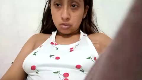 lulu_tutu online show from March 25, 2026, 6:58 pm