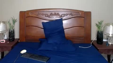 Snapshot of lulu_wild chatting on October 11, 2025, 1:49 am lulu_wild online show from October 11, 2025, 1:49 am