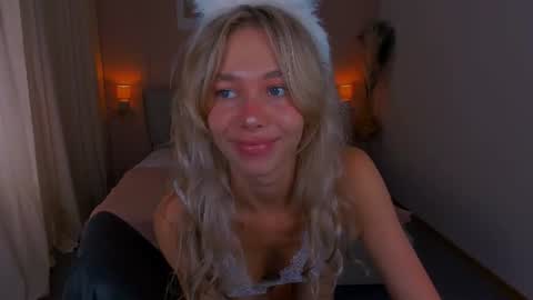 Snapshot of lulualise chatting on June 24, 2026, 2:16 pm Alise online show from June 24, 2026, 2:16 pm