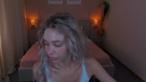 Snapshot of lulualise chatting on June 27, 2026, 2:23 pm Alise online show from June 27, 2026, 2:23 pm