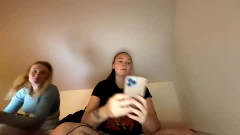 Snapshot of lulubaby03 chatting on November 9, 2025, 2:54 am lulubaby03 online show from November 9, 2025, 2:54 am