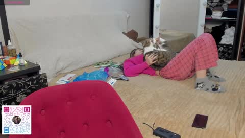 luluu_l online show from January 21, 2025, 11:13 pm