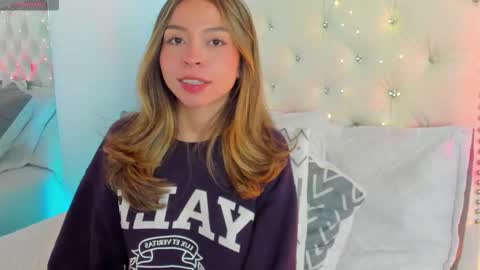 luluuberry online show from March 3, 2026, 7:09 pm