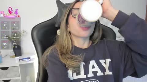 luluuberry online show from March 16, 2026, 8:02 pm