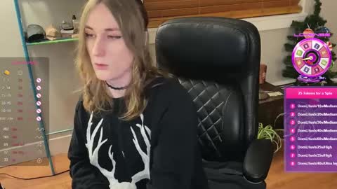 Snapshot of luluv chatting on January 13, 2025, 1:56 am Lulu online show from January 13, 2025, 1:56 am