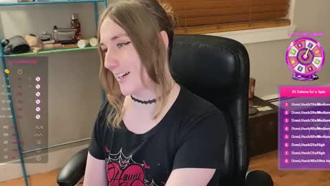 Snapshot of luluv chatting on January 23, 2025, 6:06 am Lulu online show from January 23, 2025, 6:06 am