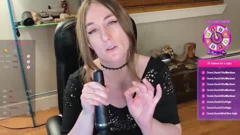 Snapshot of luluv chatting on March 9, 2025, 1:56 am Lulu online show from March 9, 2025, 1:56 am