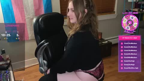 Snapshot of luluv chatting on October 3, 2025, 3:36 am Lulu online show from October 3, 2025, 3:36 am