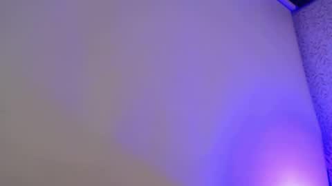Snapshot of luly_blue chatting on May 2, 2026, 3:55 am Luly online show from May 2, 2026, 3:55 am