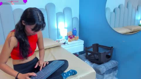 luly_dreams online show from March 29, 2026, 11:10 am