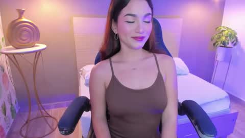 Snapshot of luma_sky chatting on September 13, 2025, 3:17 am L U M A online show from September 13, 2025, 3:17 am