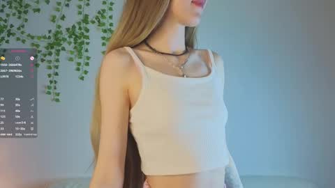 Snapshot of lumapop chatting on November 19, 2025, 9:42 am Kate online show from November 19, 2025, 9:42 am