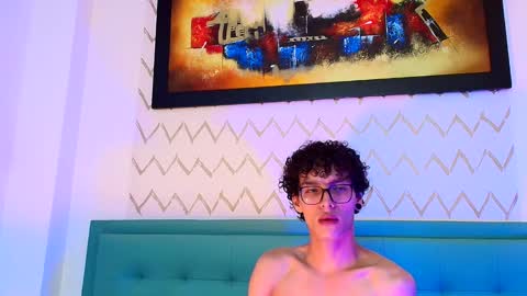 Vanity ErosX online show from March 5, 2025, 8:00 am