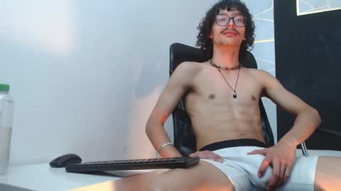 Vanity ErosX online show from February 4, 2026, 9:31 pm