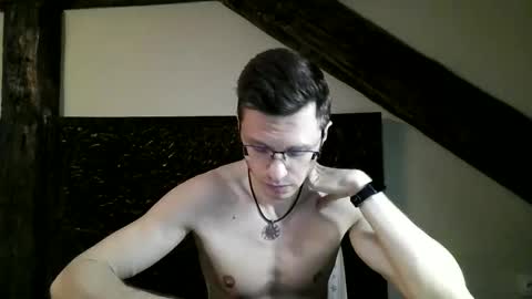 Andrew independent model 2000-0000 CET daily online show from April 14, 2026, 6:47 pm