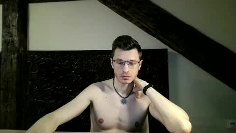 Andrew independent model 2000-0000 CET daily online show from April 15, 2026, 9:04 pm