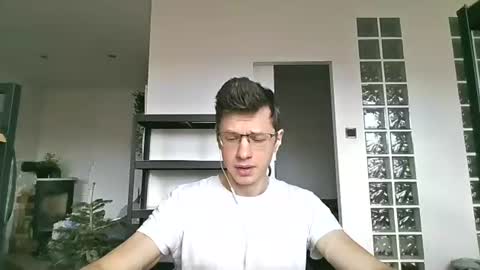 Andrew independent model 2000-0000 CET daily online show from July 9, 2026, 9:57 am
