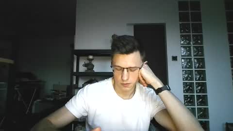 Andrew independent model 2000-0000 CET daily online show from July 15, 2026, 6:57 pm
