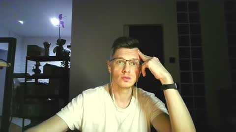 Andrew independent model 2000-0000 CET daily online show from July 20, 2026, 9:50 pm
