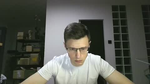 Andrew independent model 2000-0000 CET daily online show from July 25, 2026, 7:33 pm