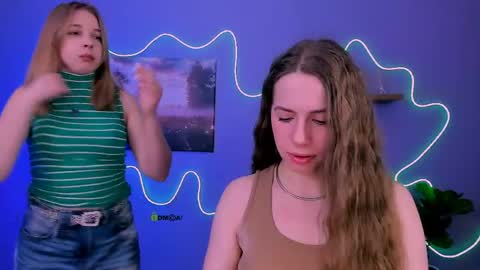 Sweet Lumi online show from April 27, 2026, 7:39 am