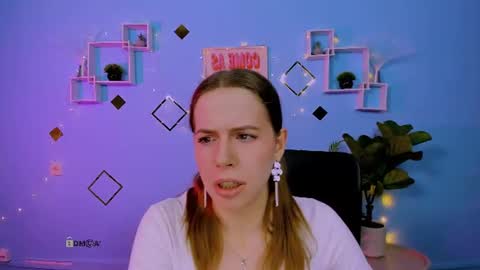 Sweet Lumi online show from June 16, 2026, 7:33 am