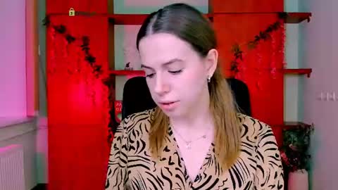 Sweet Lumi online show from June 24, 2026, 7:18 am