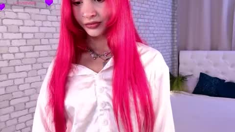 Monica online show from September 30, 2025, 1:38 pm