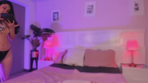 lummii_ online show from June 18, 2026, 9:19 pm